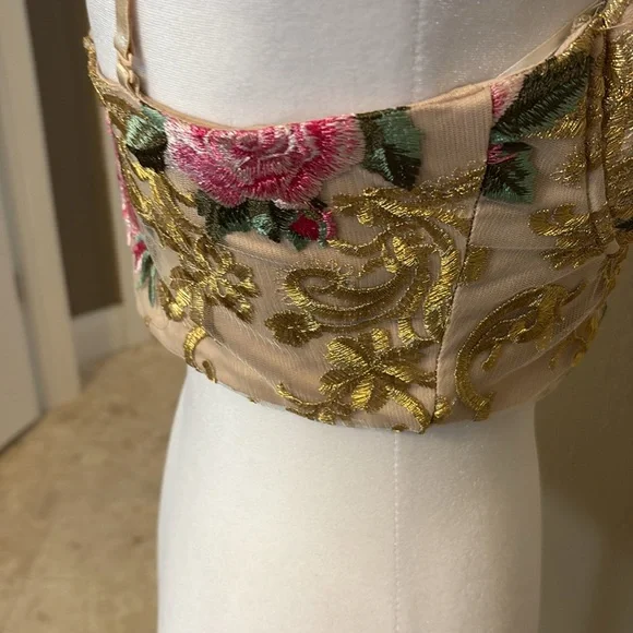 Blithe Los Angeles Floral Embroidered Bustier Top, Size Medium - Picture 4 of 9
